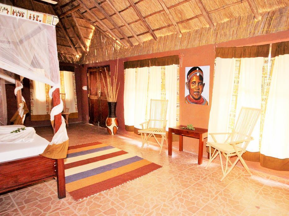 Отель Africa Safari Camp Mloka Экстерьер фото